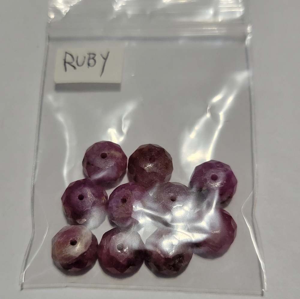 DESTASH Ruby beads - Picture 5 of 6